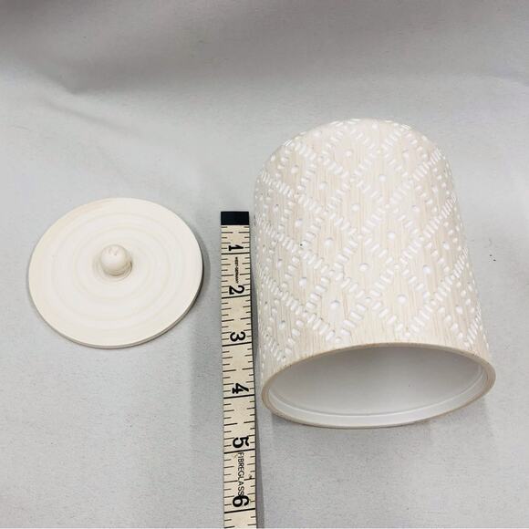 NWOT AMG Global Bathroom Accessories Container Mosaic Tan and White Pattern - Picture 9 of 16